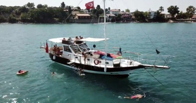 Prywatna Wycieczka Gulet w Side Luksusowy Wynajem Łodzi w Side, Turcja (Czas Rozpoczęcia 10:00)