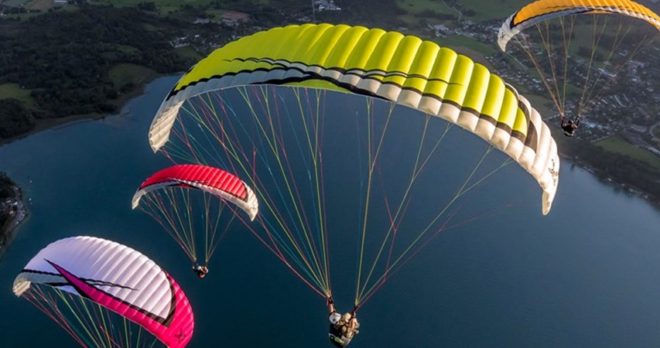 Wycieczka paralotniowa w Antalyi – Loty tandemowe nad plażą Kleopatry